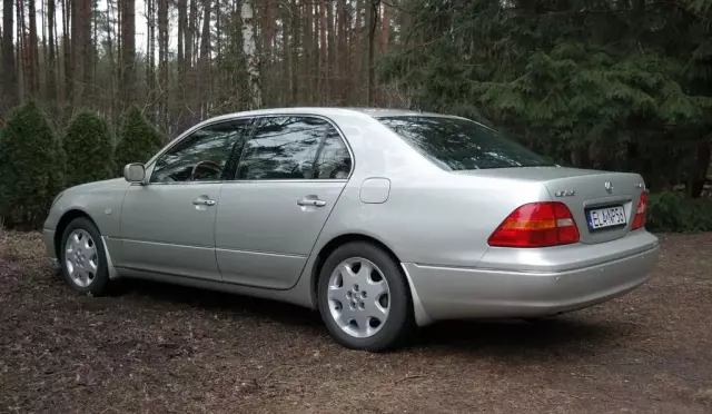 LEXUS Ls 