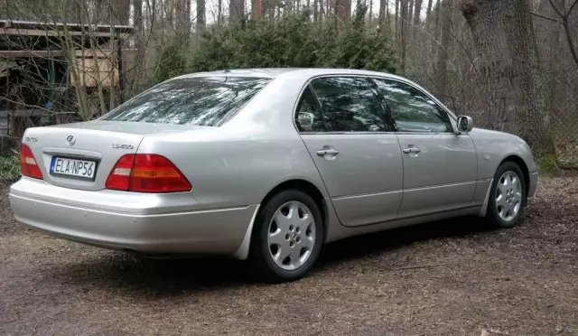 LEXUS Ls 