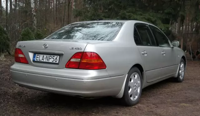 LEXUS Ls 