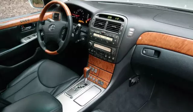 LEXUS Ls 
