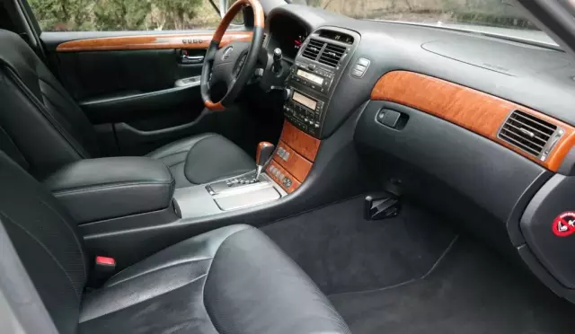 LEXUS Ls 