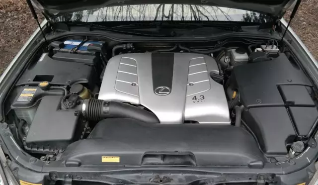 LEXUS Ls 