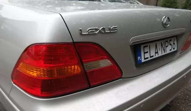LEXUS Ls 