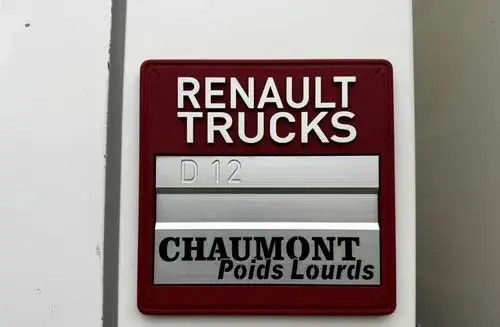 RENAULT D12 