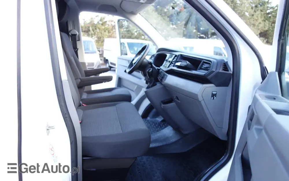 VOLKSWAGEN Transporter T6 Automat 2.0 TDI L1H1 Klima Webasto Navi 