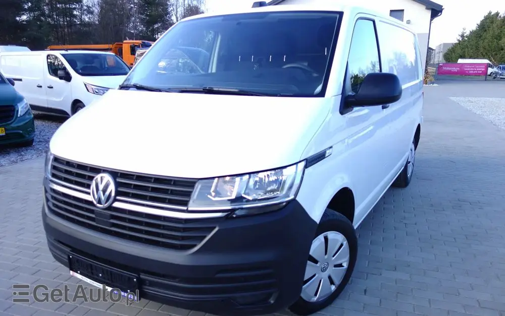 VOLKSWAGEN Transporter T6 Automat 2.0 TDI L1H1 Klima Webasto Navi 