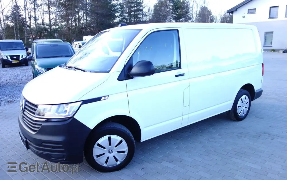 VOLKSWAGEN Transporter T6 Automat 2.0 TDI L1H1 Klima Webasto Navi 