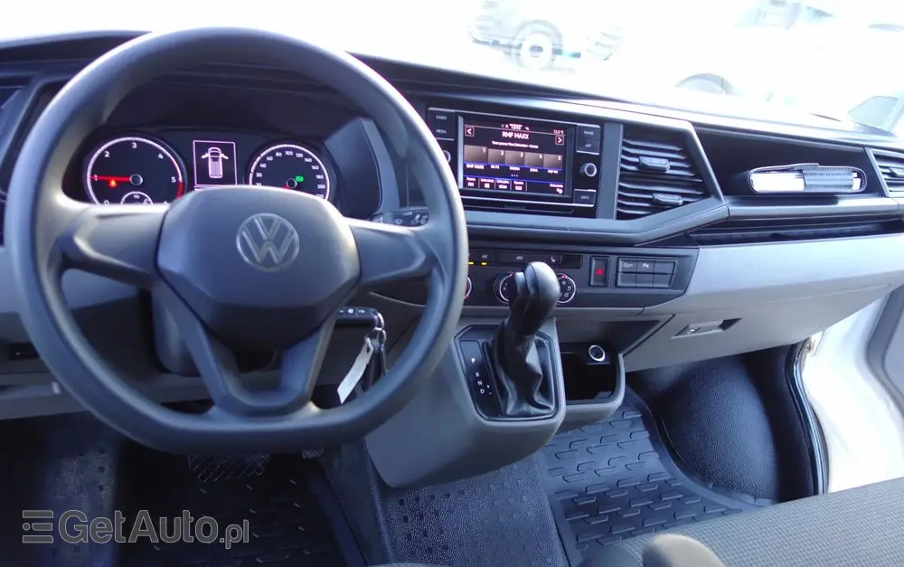 VOLKSWAGEN Transporter T6 Automat 2.0 TDI L1H1 Klima Webasto Navi 