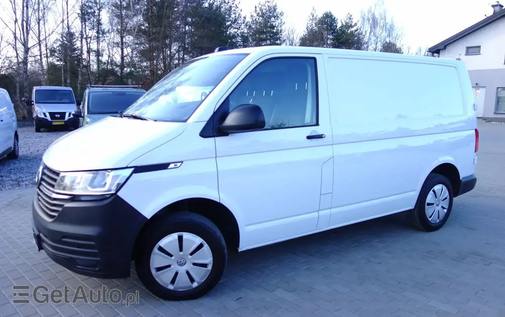 VOLKSWAGEN Transporter T6 Automat 2.0 TDI L1H1 Klima Webasto Navi 
