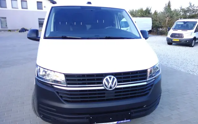 VOLKSWAGEN Transporter T6 Automat 2.0 TDI L1H1 Klima Webasto Navi 
