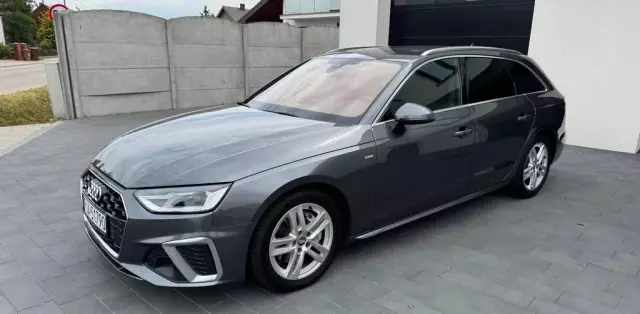 AUDI A4 