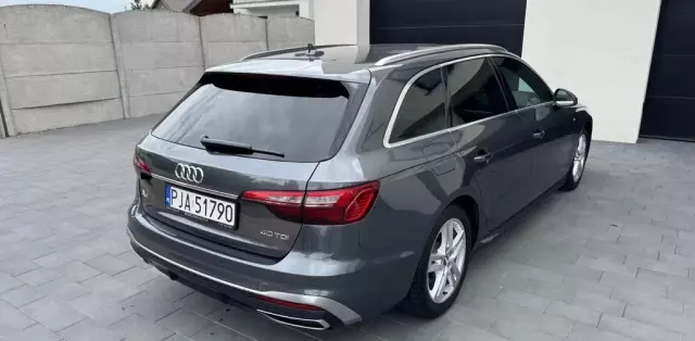 AUDI A4 