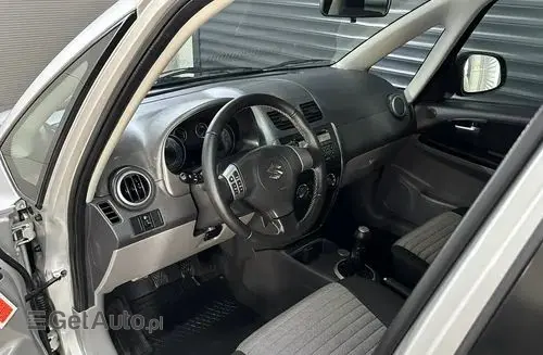 SUZUKI SX4 