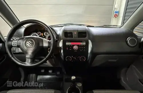 SUZUKI SX4 