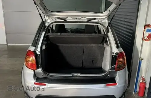 SUZUKI SX4 