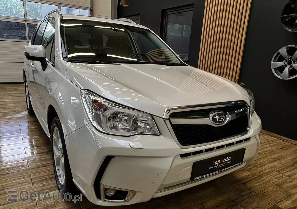 SUBARU Forester 2.0XT Platinum Lineartronic