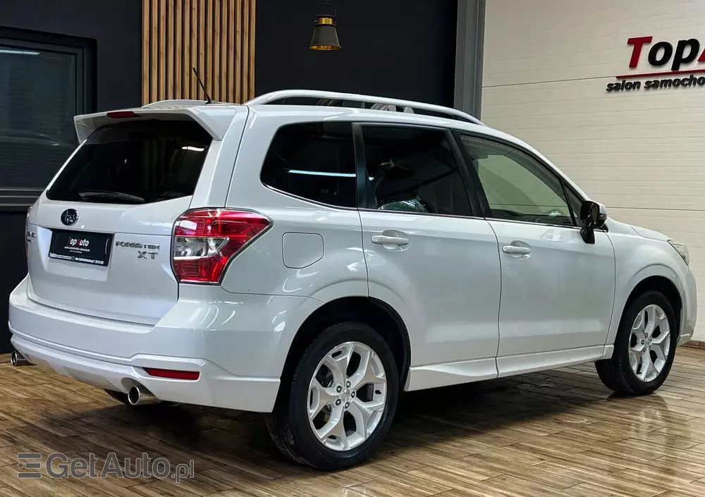 SUBARU Forester 2.0XT Platinum Lineartronic