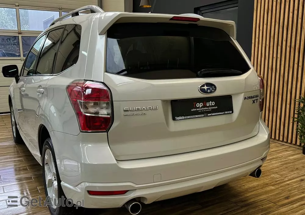 SUBARU Forester 2.0XT Platinum Lineartronic