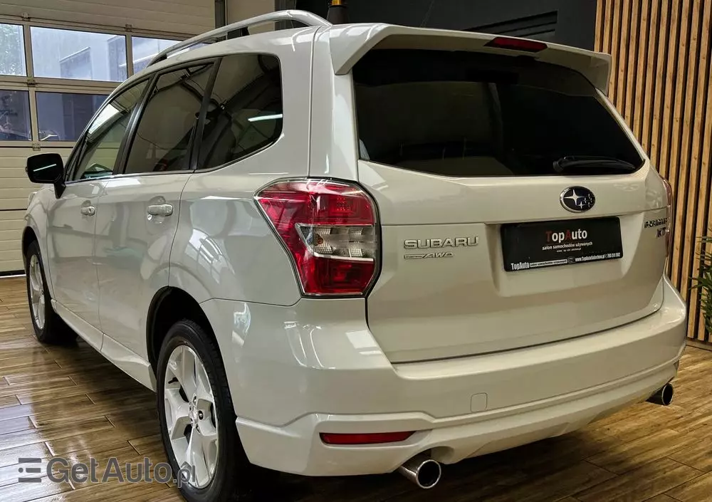 SUBARU Forester 2.0XT Platinum Lineartronic