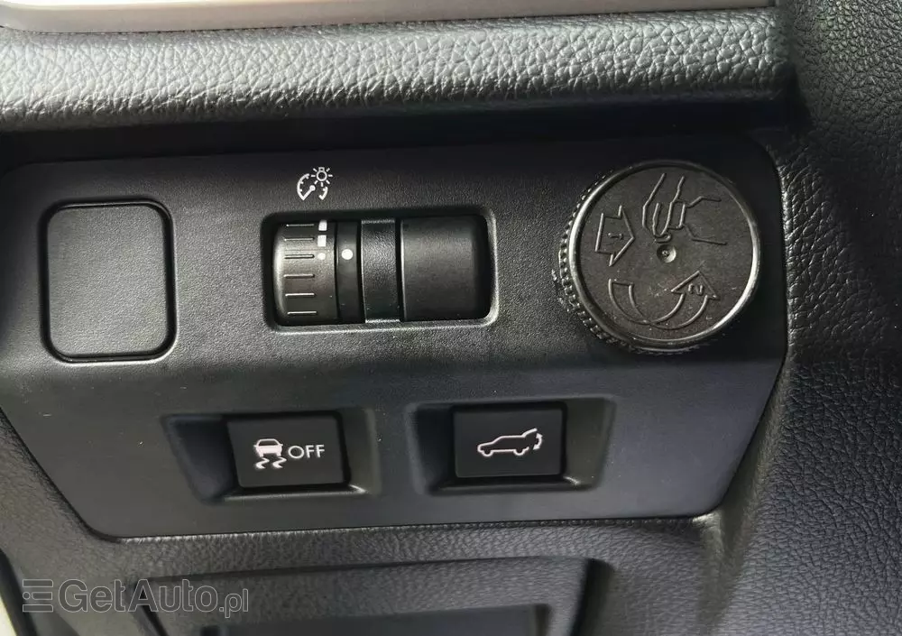 SUBARU Forester 2.0XT Platinum Lineartronic