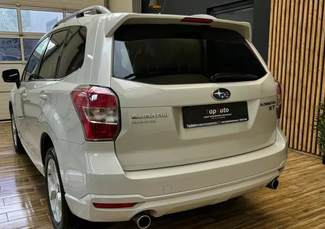 SUBARU Forester 2.0XT Platinum Lineartronic