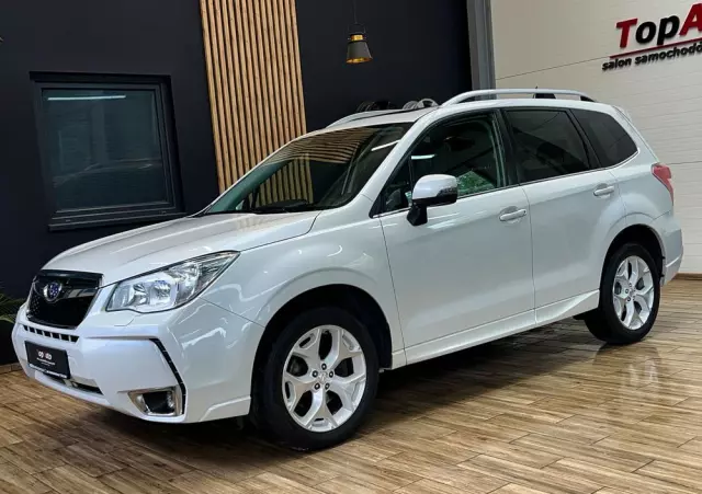 SUBARU Forester 2.0XT Platinum Lineartronic
