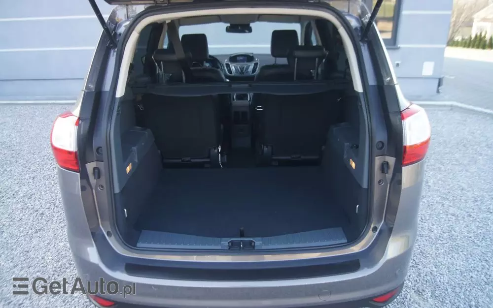 FORD Grand C-MAX 1.6 TDCi Titanium