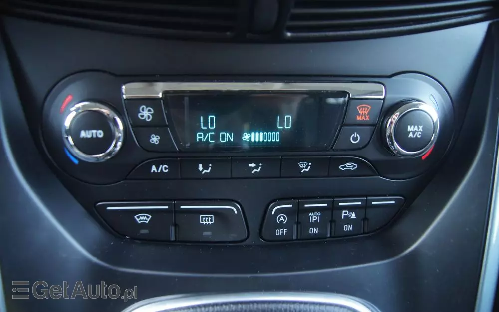 FORD Grand C-MAX 1.6 TDCi Titanium