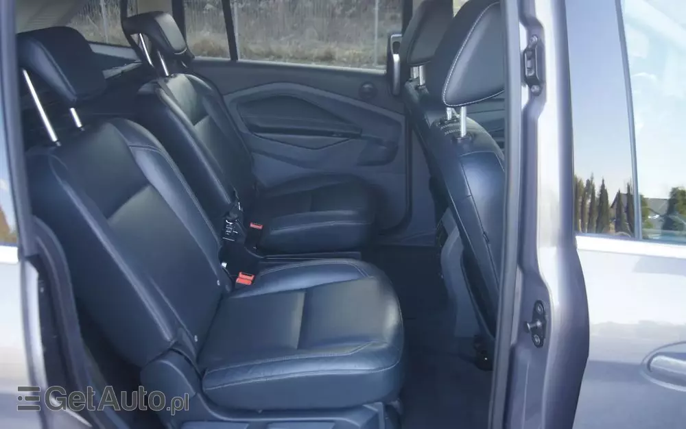 FORD Grand C-MAX 1.6 TDCi Titanium