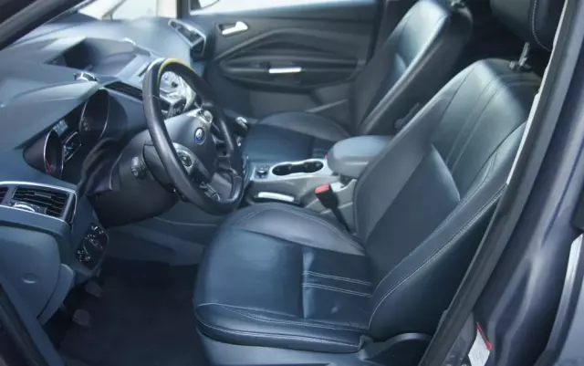 FORD Grand C-MAX 1.6 TDCi Titanium