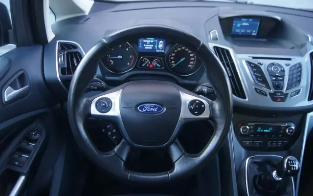 FORD Grand C-MAX 1.6 TDCi Titanium