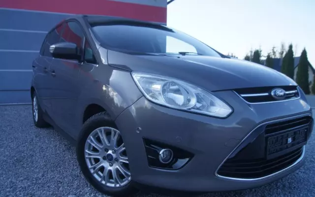 FORD Grand C-MAX 1.6 TDCi Titanium