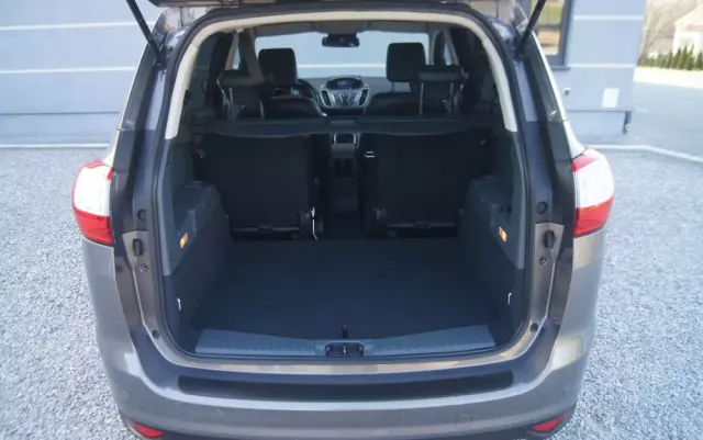 FORD Grand C-MAX 1.6 TDCi Titanium