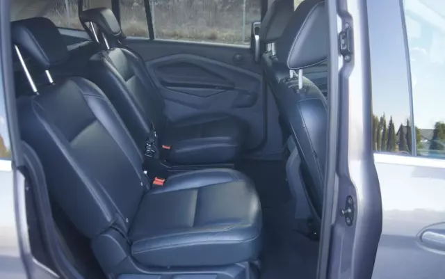 FORD Grand C-MAX 1.6 TDCi Titanium