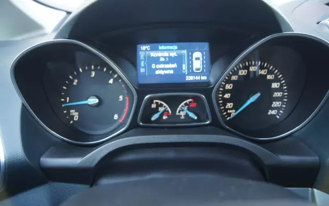 FORD Grand C-MAX 1.6 TDCi Titanium