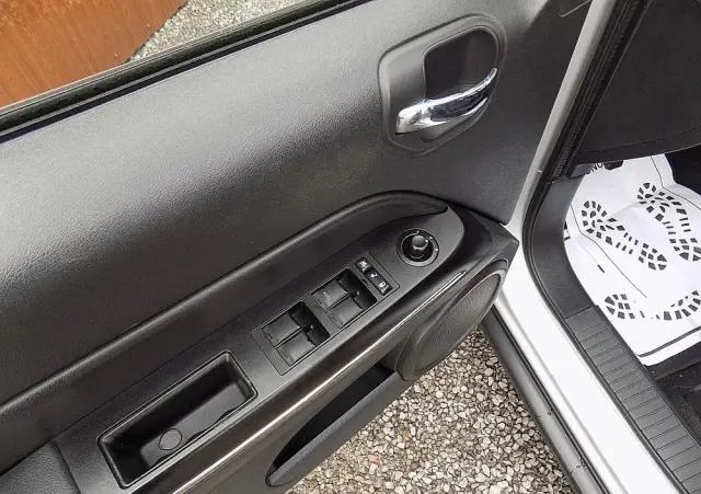 JEEP Compass 2.0 CRD DPF Limited