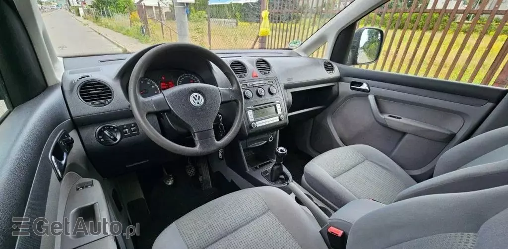 VOLKSWAGEN Caddy 