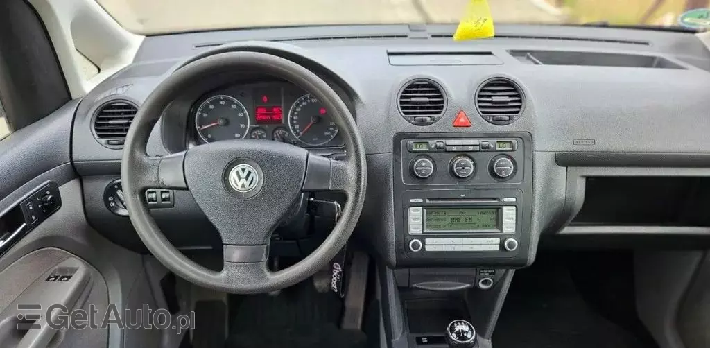 VOLKSWAGEN Caddy 