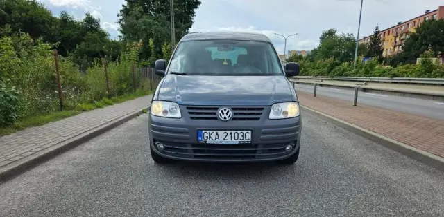 VOLKSWAGEN Caddy 