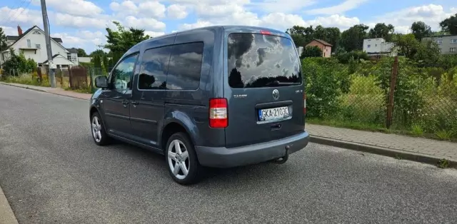 VOLKSWAGEN Caddy 