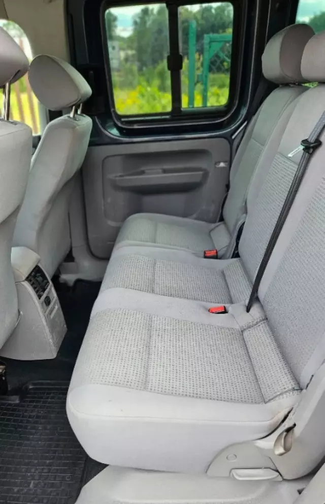 VOLKSWAGEN Caddy 