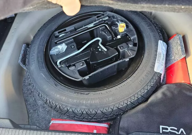 PEUGEOT 2008 1.2 PureTech Allure Pack S&S