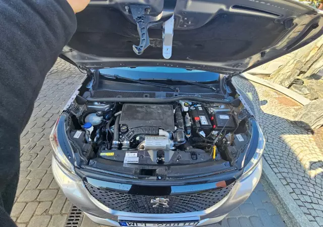 PEUGEOT 2008 1.2 PureTech Allure Pack S&S