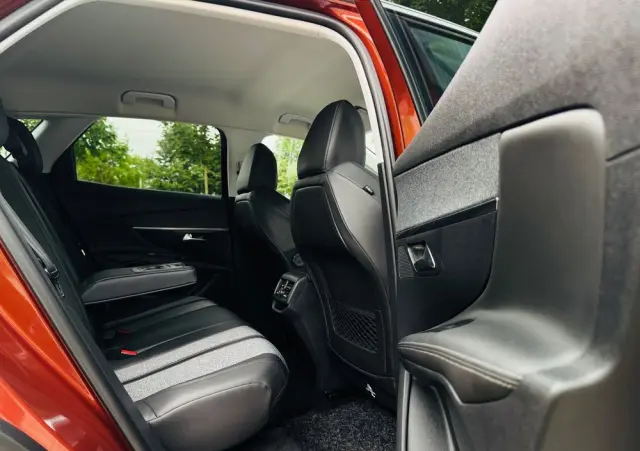 PEUGEOT 3008 BlueHDi 120 Stop & Start EAT6 Allure
