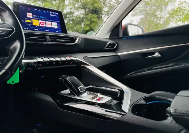 PEUGEOT 3008 BlueHDi 120 Stop & Start EAT6 Allure