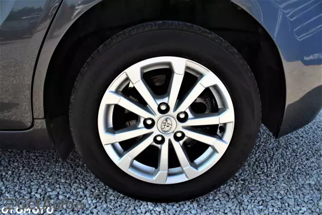 TOYOTA Verso 2.0 D-4D Travel