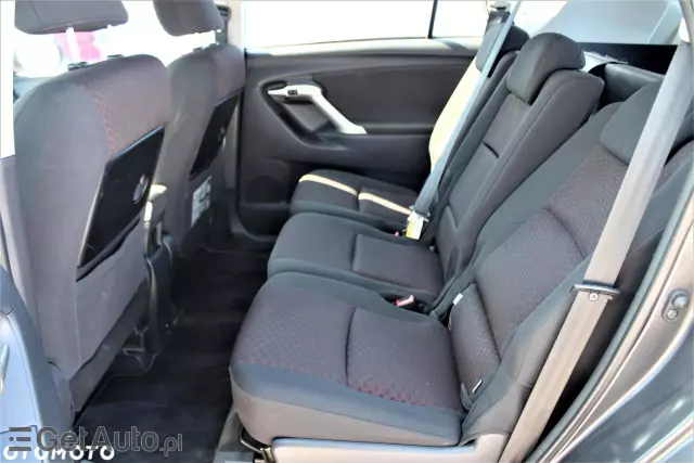 TOYOTA Verso 2.0 D-4D Travel