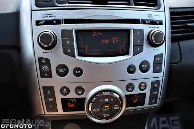 TOYOTA Verso 2.0 D-4D Travel