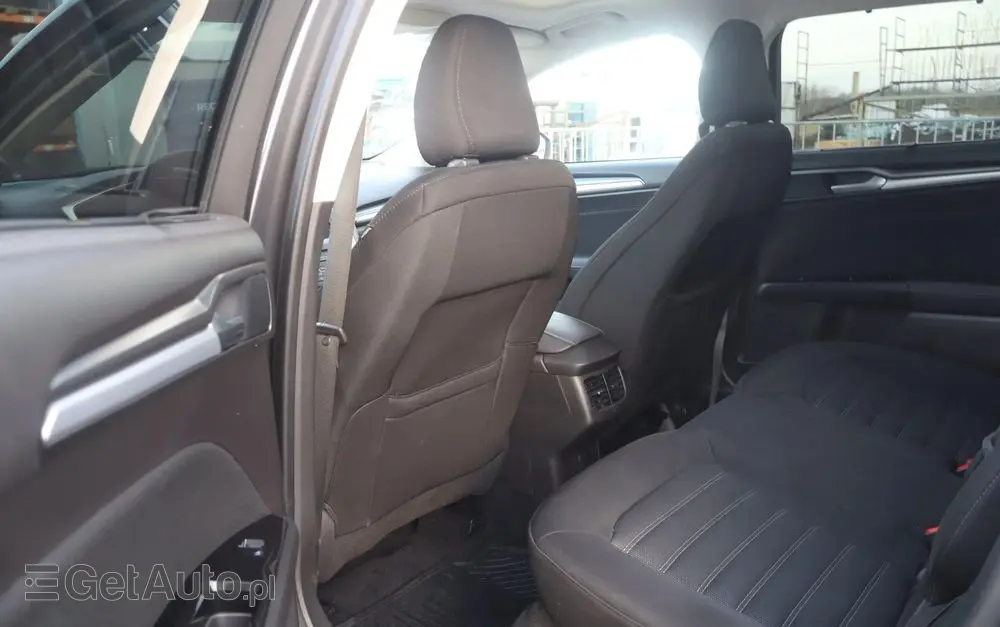 FORD Mondeo 2.0 TDCi Edition PowerShift