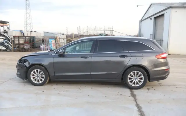 FORD Mondeo 2.0 TDCi Edition PowerShift